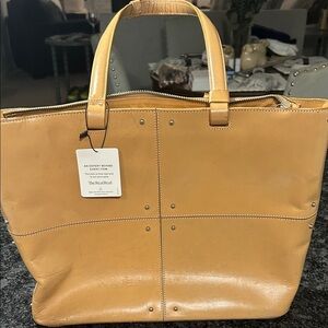 Tod's Tan Leather Tote Bag
